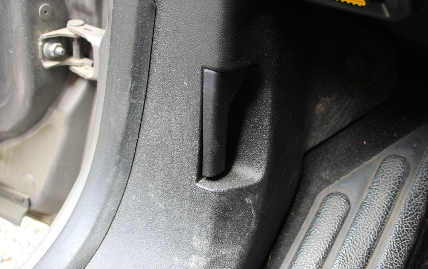 Image du levier dans l'habitacle de la voiture